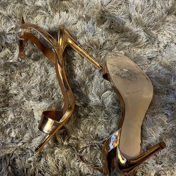 Rose gold ankle strap heel - Picture 3 of 3